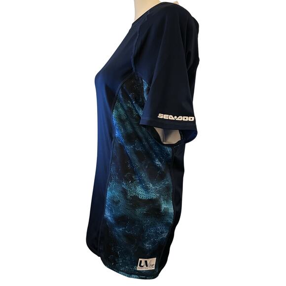 SeaDoo Men's Short Sleeve Performance Rashguard, Navy, Size Medium, NWT - Picture 5 of 7